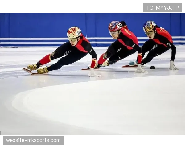 世界短道速滑锦标赛：中国队全新阵容出征，韩国、荷兰强势依旧